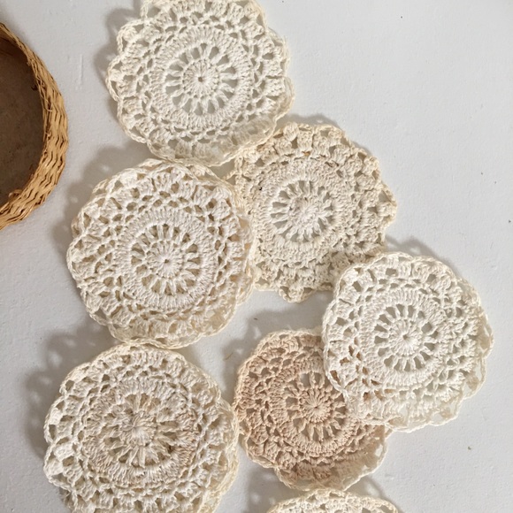 10 handmade crochet coasters - Picture 3 of 8